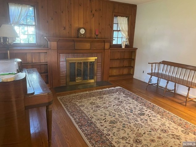 30 Benjamin Rd, Tenafly, NJ 07670-2618