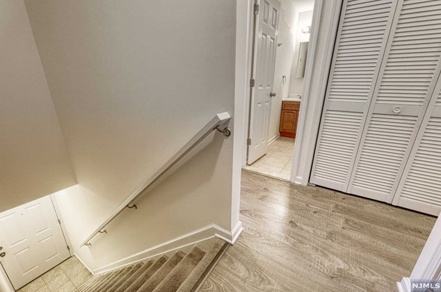 1807 Faulkner Ct, Mahwah NJ  07430-3491 exterior