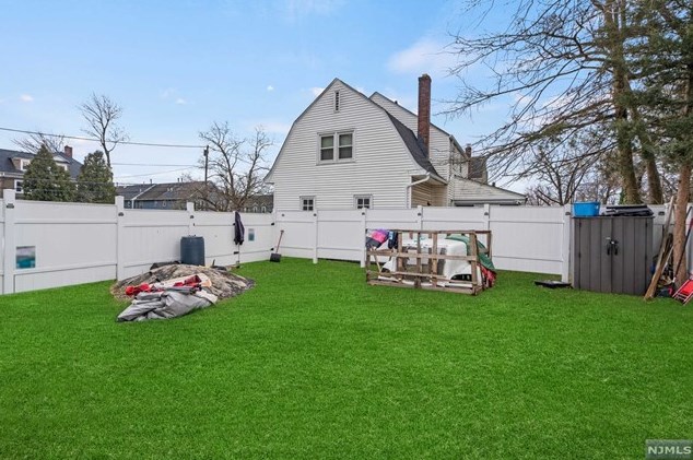 15 Norwood Ave, Plainfield NJ 07060-1354 exterior