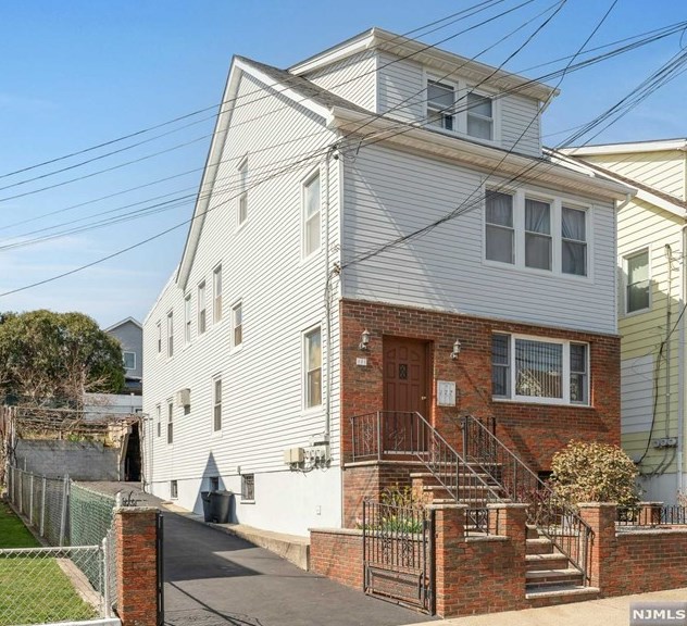 171 Highland Ave, Kearny, NJ 07032