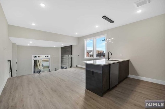 327 69th St, West New York, NJ 07093