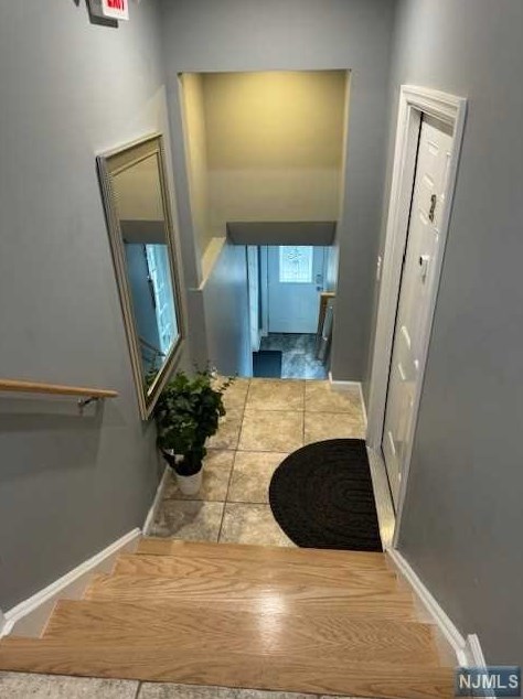 80 Madison Ave, Dumont NJ 07628-2418 exterior