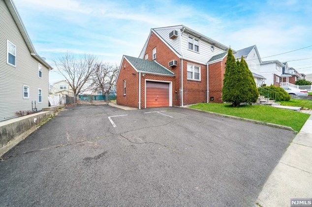 172 Eagle St, North Arlington, NJ 07031