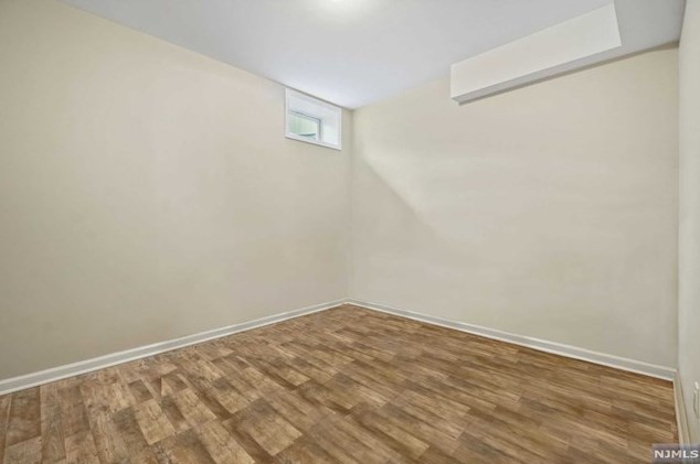 203 Marcotte Ln, Bergenfield NJ  07621-3212 exterior