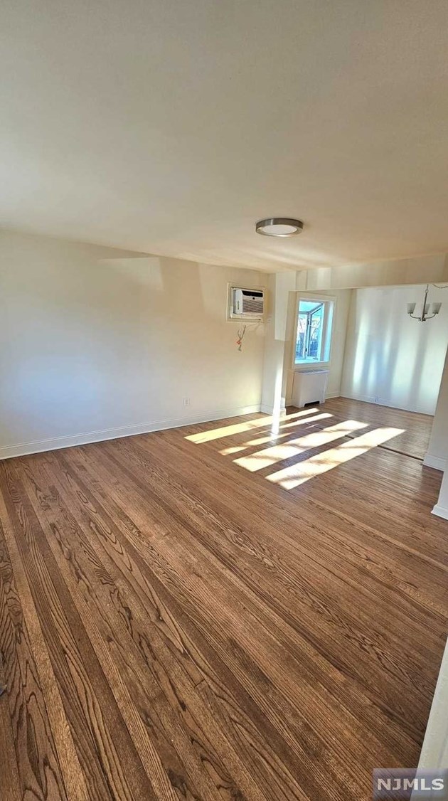 12 N Savoie St, Lodi, NJ 07644