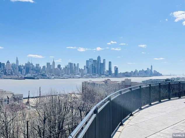 5409 Kennedy Blvd #1, West New York, NJ 07093