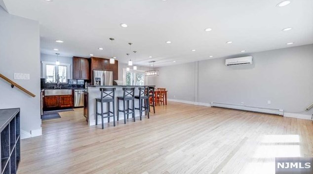 31 Beechwood Pl, Harrington Park, NJ 07640