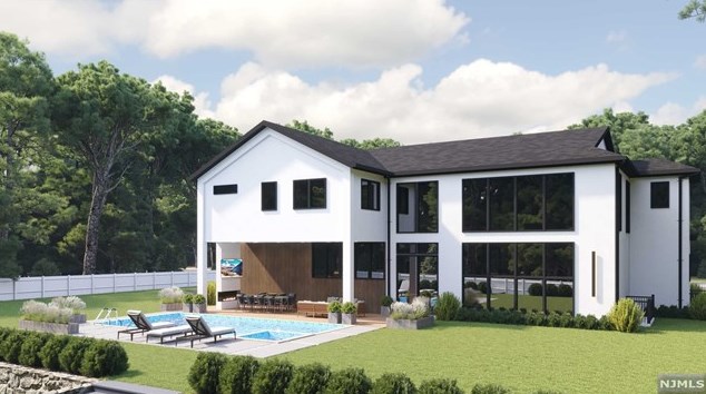 36 Forest Rd, Demarest, NJ 07627-1727