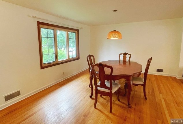 306 Taft Rd, River Edge, NJ 07661