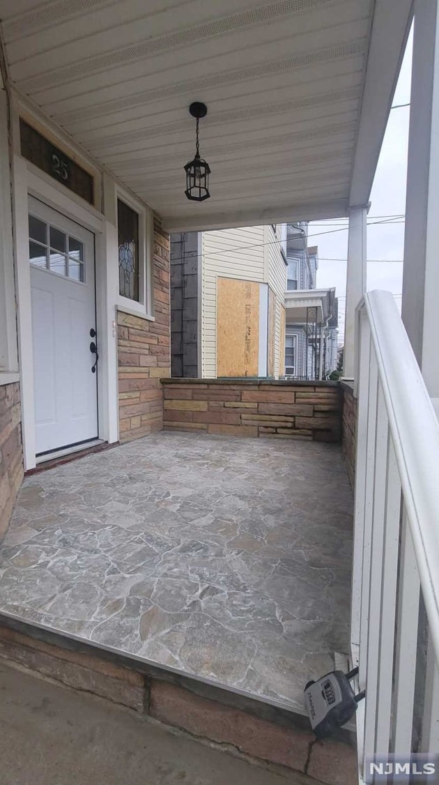 25 Grove St #1, Kearny, NJ 07032