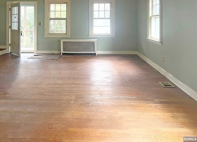 23 Cedar Ln, Chatham Township NJ 07928-1150 exterior