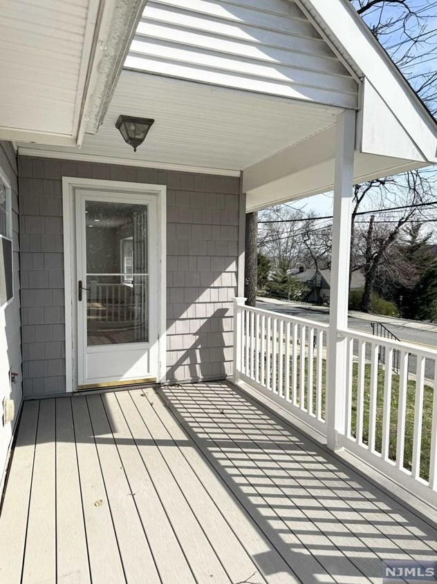 532 Teaneck Rd, Ridgefield Park, NJ 07660