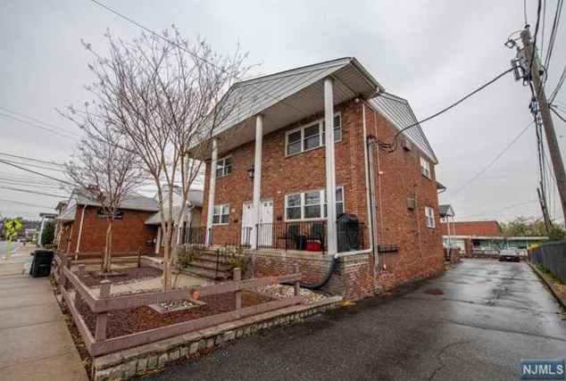 107 Union St, Lodi, NJ 07644