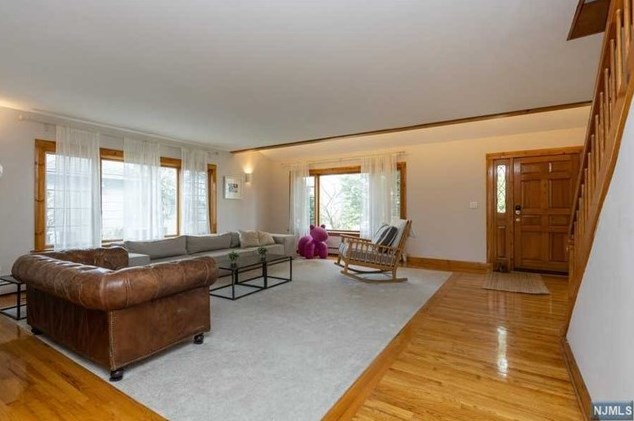 82 Westervelt Ave, Tenafly NJ  07670-2024 exterior