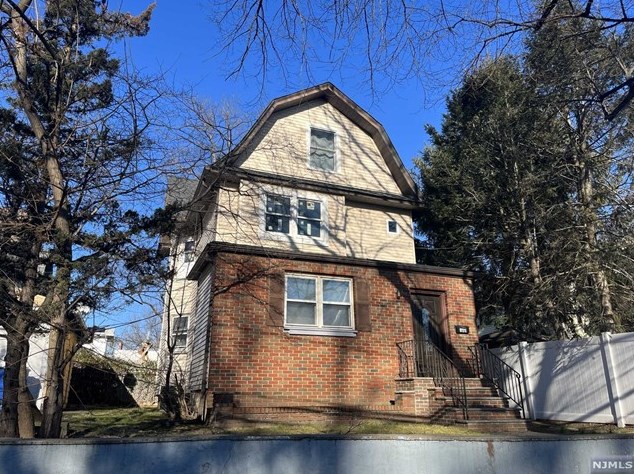 189 Smt Cross, Rutherford NJ 07070-2513 exterior