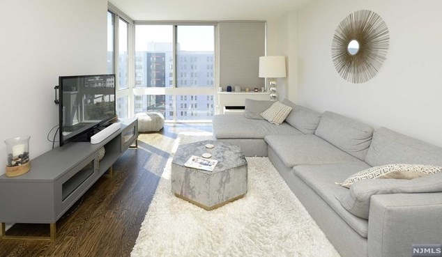 1509 Hudson Park, Edgewater, NJ 07020