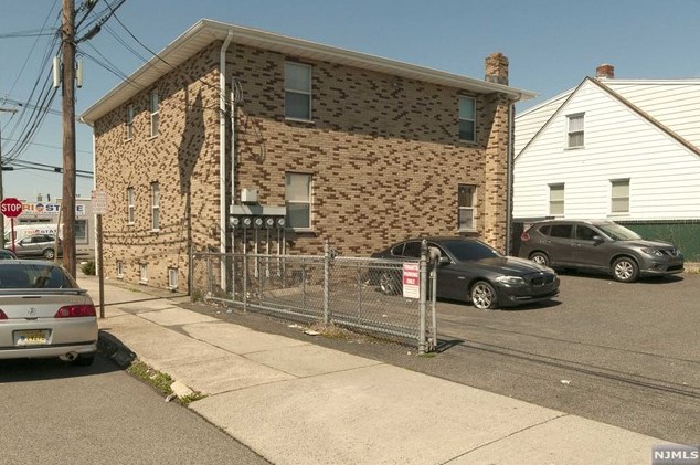 164 Midland Ave #1a, Outwater, NJ 07026