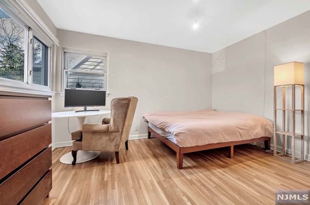 713 Salem St, Teaneck NJ 07666-5321 exterior