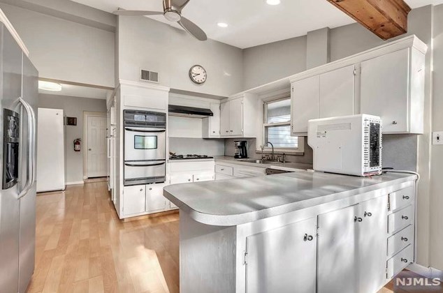 713 Salem St, Teaneck NJ 07666-5321 exterior