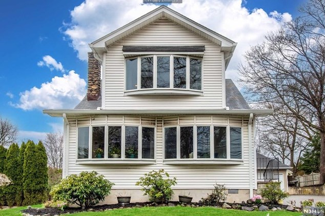 167 Prospect St, Midland Pk, NJ 07432-1339
