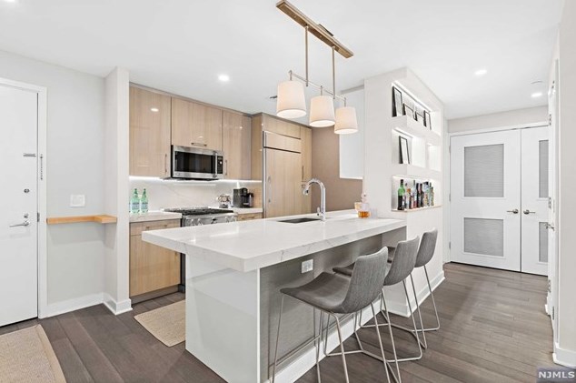 1200 Ave At Port Imperial #321, Union City, NJ 07086