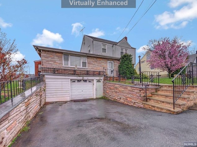 180 Philip Ave, Elmwood Park, NJ 07407