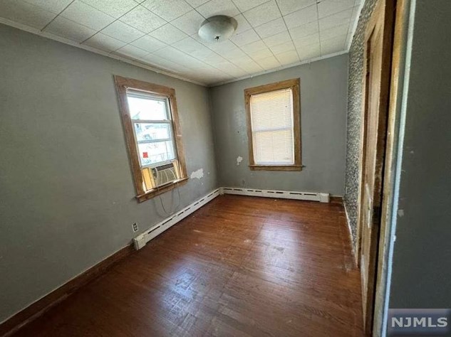 27 Oak St, Belleville NJ 07109-2659 exterior