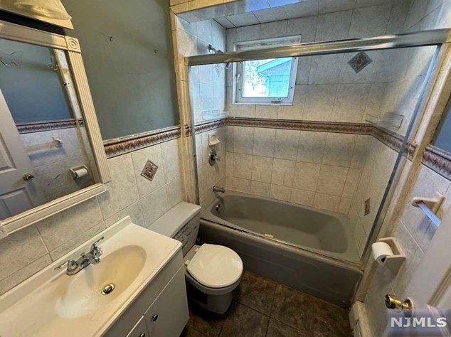 27 Oak St, Belleville NJ 07109-2659 exterior