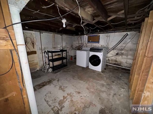 27 Oak St, Belleville NJ 07109-2659 exterior