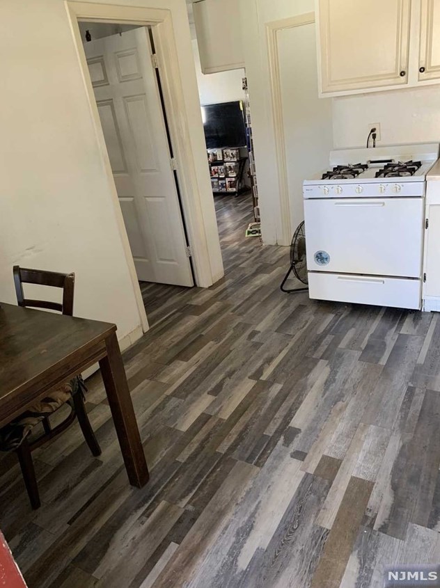 400 Summer St, Paterson NJ 07501-3414 exterior