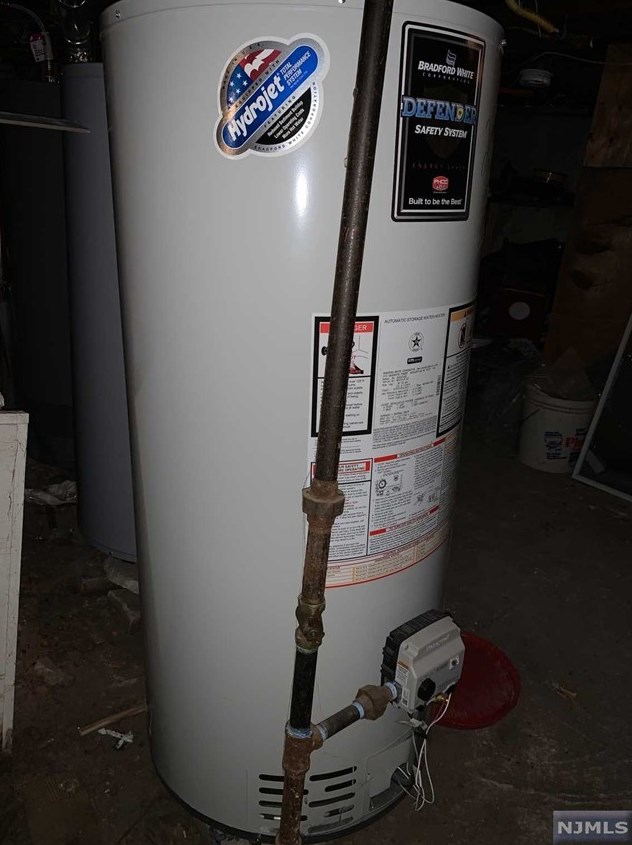 400 Summer St, Paterson NJ 07501-3414 exterior