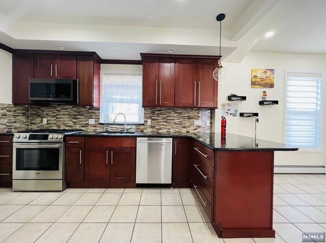 155 Arlington Ave #2 Fl, Clifton, NJ 07011