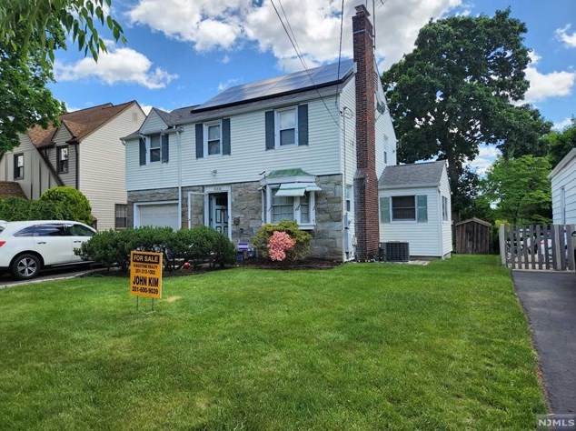 388 Golf Ave, Maywood NJ 07607-1936 exterior