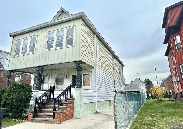 225 Pierre Ave, Outwater, NJ 07026