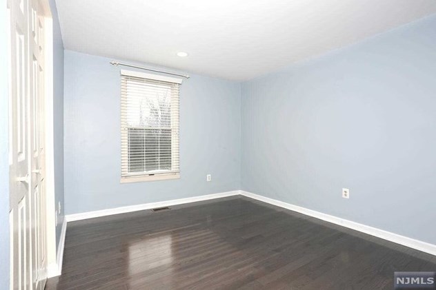 101 Westwood Blvd, Westwood NJ  07675-2521 exterior