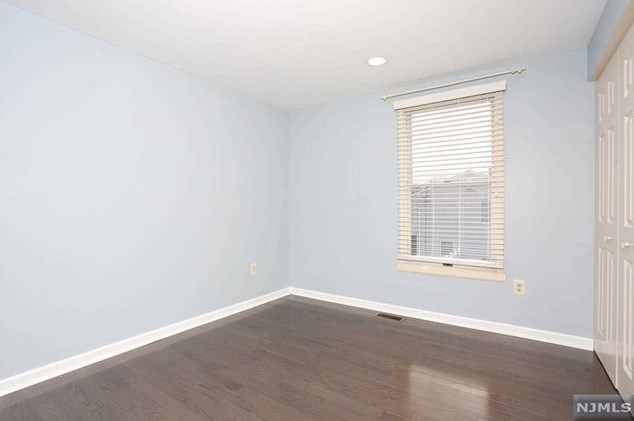 101 Westwood Blvd, Westwood NJ  07675-2521 exterior