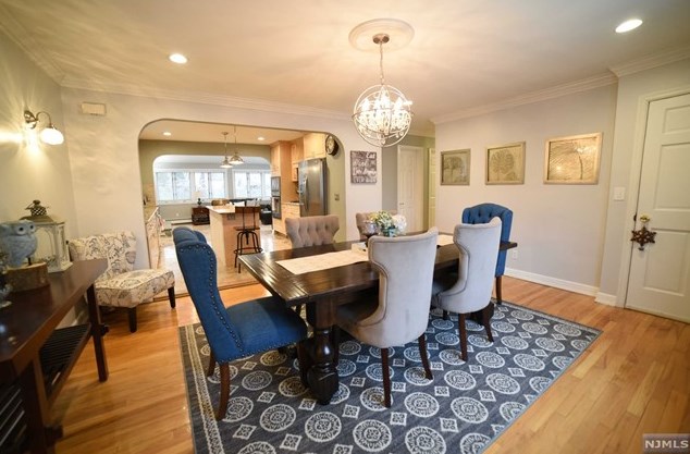 15 Blish Pl, Dumont, NJ 07628
