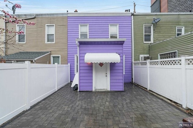 6020 Madison St, West New York, NJ 07093