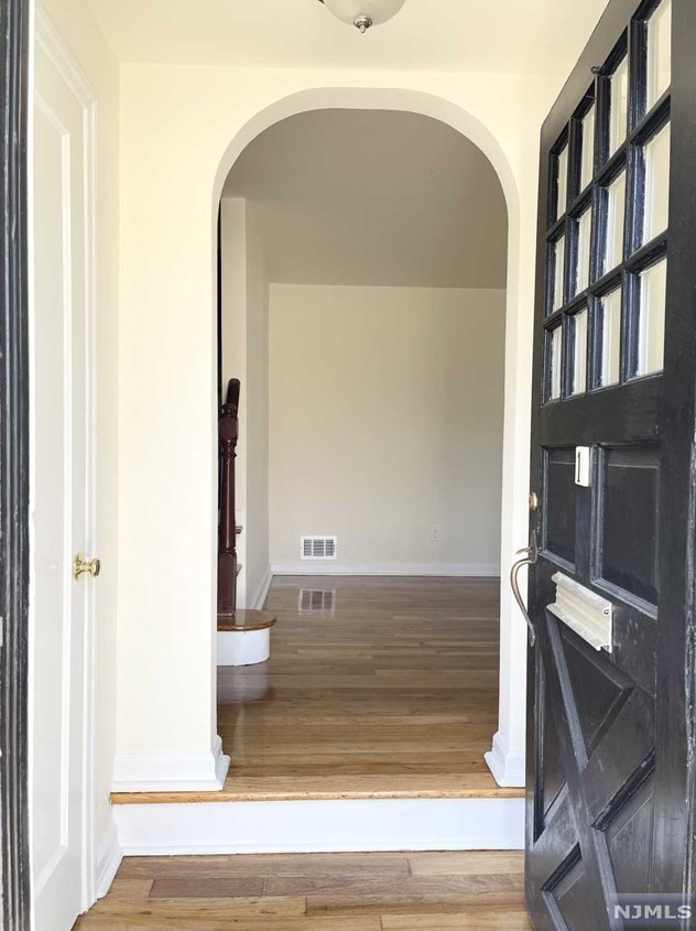 1 Hillcrest Rd, Tenafly, NJ 07670