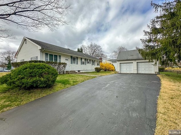 705 Prospect St, Ridgewood, NJ 07452