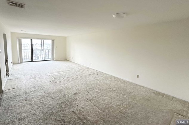 7430 Kennedy Blvd #408, North Bergen, NJ 07047