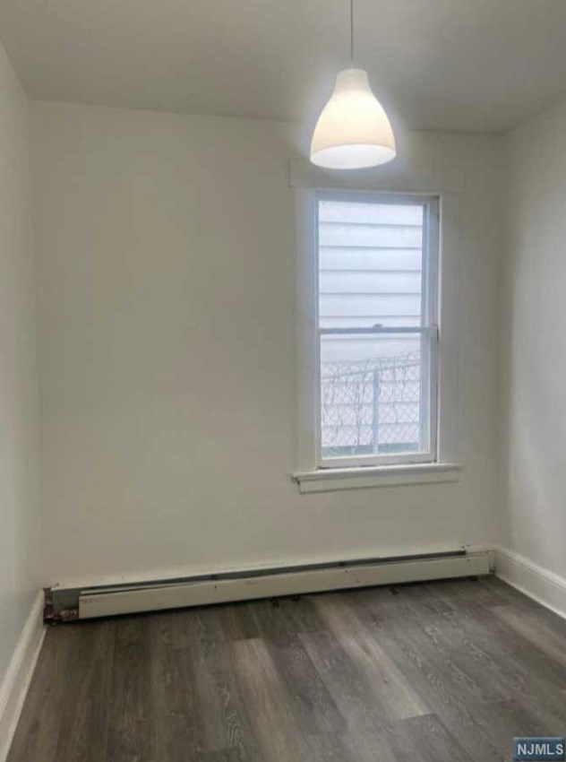 97 4 St, Paterson NJ 07522-1831 exterior