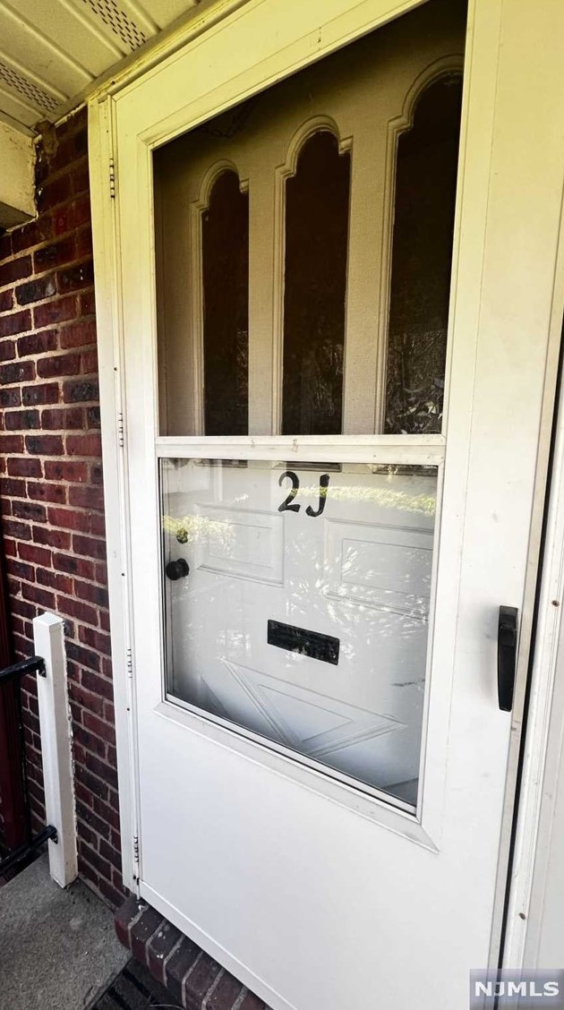 445 Union Ave #2j, Rutherford, NJ 07070
