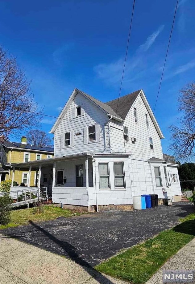202 Beech St, Kearny, NJ 07032