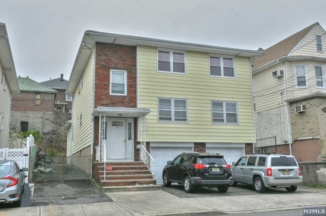 117 Farnham Ave, Outwater, NJ 07026