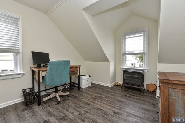 63 Van Blarcom Ave, Midland Pk NJ  07432-1851 exterior