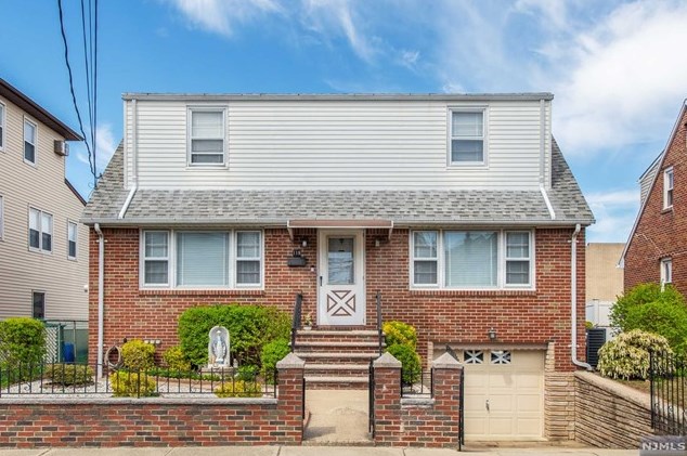 119 Gold St, North Arlington, NJ 07031