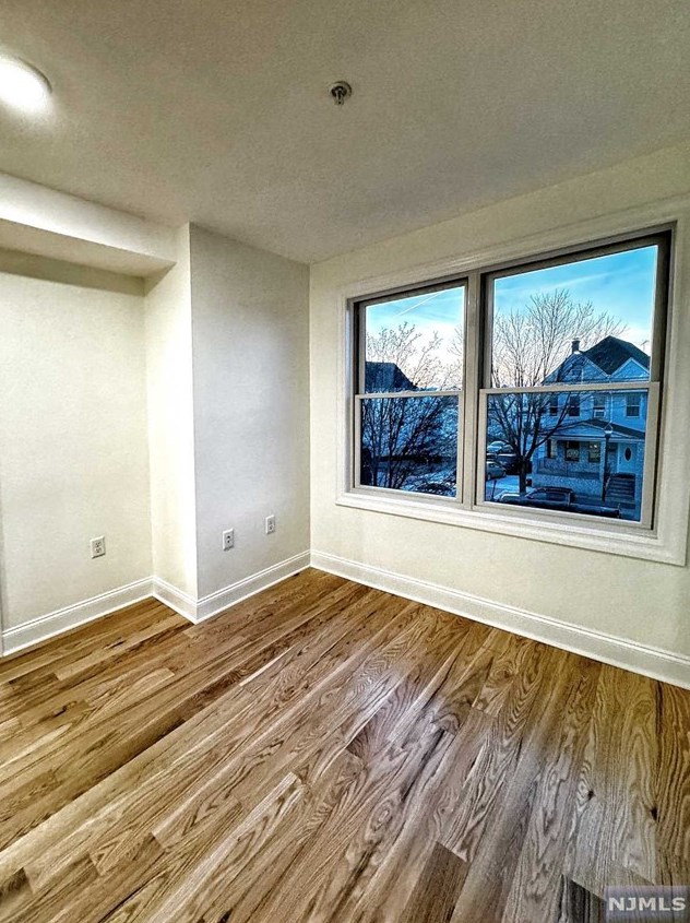 218-220 Kearny Ave, Kearny, NJ 07032