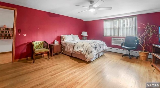 1036 Briar Way, West Fort Lee NJ exterior