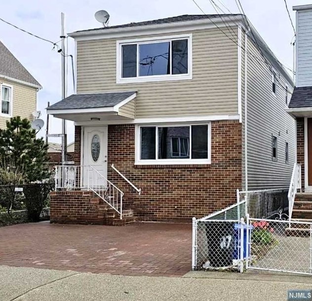 119 Patterson St #2, East Newark, NJ 07029
